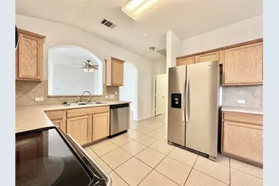 1015 Aiken Drive, Leander, TX 78641 - Photo 7
