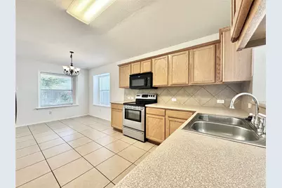 1015 Aiken Drive, Leander, TX 78641 - Photo 11