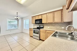 1015 Aiken Dr, Leander, TX 78641 - Photo 11
