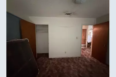 1001 W 17th Street, Georgetown, TX 78626 - Photo 9