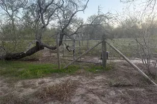 326 The Forest Rd, Dale, TX 78616 - Photo 7