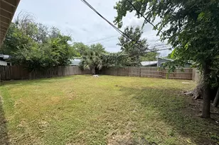 1307 Corona Dr, Austin, TX 78723 - Photo 21