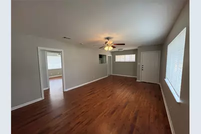 1307 Corona Drive, Austin, TX 78723 - Photo 5