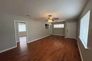 1307 Corona Dr, Austin, TX 78723 - Photo 5