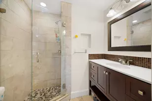 909 Reinli St, Austin, TX 78751 - Photo 15