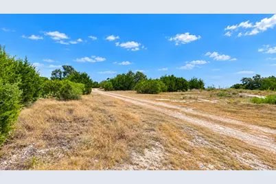 639 Butler Oaks, Bulverde, TX 78163 - Photo 11