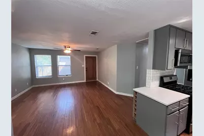 504 Clover Court, Austin, TX 78745 - Photo 17