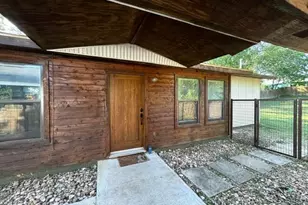 504 Clover Ct, Austin, TX 78745 - Photo 25