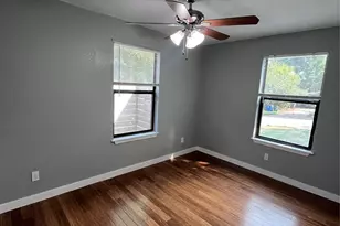 504 Clover Ct, Austin, TX 78745 - Photo 21