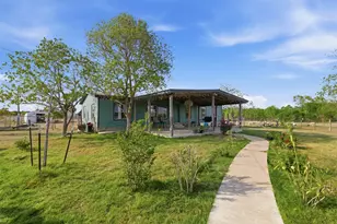 1150 Walter Hoffman Rd, Cedar Creek, TX 78612 - Photo 3