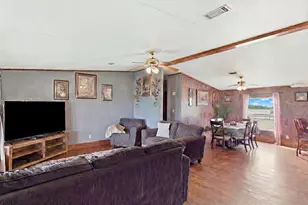 1150 Walter Hoffman Rd, Cedar Creek, TX 78612 - Photo 17