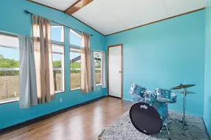 1150 Walter Hoffman Rd, Cedar Creek, TX 78612 - Photo 23