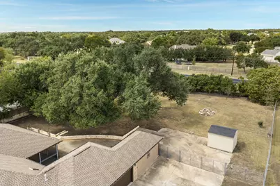 2004 Fountainwood Drive, Georgetown, TX 78633 - Photo 37