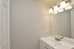 300 N Field St, Round Rock, TX 78681 - Photo 15