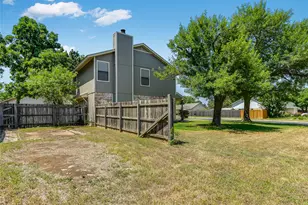 300 N Field St, Round Rock, TX 78681 - Photo 25