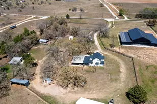 359 N County Line Rd, Elgin, TX 78621 - Photo 3