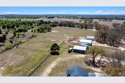 359 N County Line Road, Elgin, TX 78621 - Photo 13