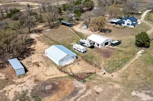 359 N County Line Rd, Elgin, TX 78621 - Photo 17