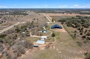 359 N County Line Rd, Elgin, TX 78621 - Photo 19