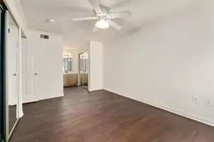 501 W 26th St, Austin, TX 78705 - Photo 13
