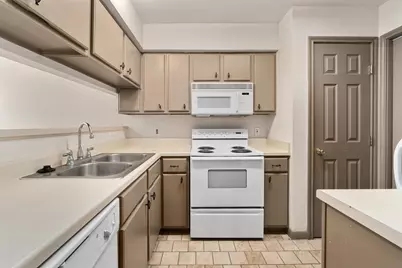 501 W 26th Street #113, Austin, TX 78705 - Photo 7