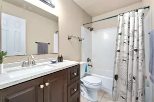 501 W 26th St, Austin, TX 78705 - Photo 21