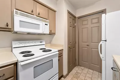 501 W 26th Street #113, Austin, TX 78705 - Photo 9