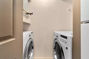 501 W 26th St, Austin, TX 78705 - Photo 11