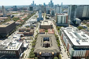 501 W 26th St, Austin, TX 78705 - Photo 31