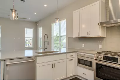 4325 Jackson Avenue #2105, Austin, TX 78731 - Photo 3