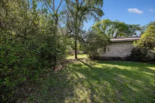 2905 Stratford Dr, Austin, TX 78746 - Photo 11