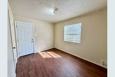 402 Hedgewood Drive #C, Georgetown, TX 78628 - Photo 9