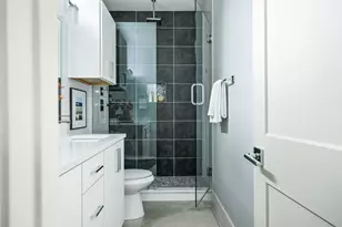 1703 Perez St, Austin, TX 78721 - Photo 21
