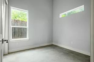 1703 Perez St, Austin, TX 78721 - Photo 25
