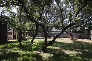 7806 & 7804 Indian Ridge Dr, Austin, TX 78737 - Photo 17
