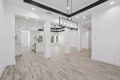 111 Kingwood Drive, Elgin, TX 78621 - Photo 15