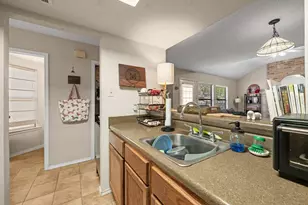 8006 Tuscarora Trail, Austin, TX 78729 - Photo 33