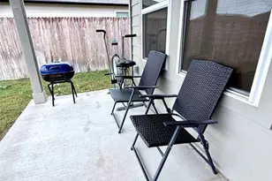 1305 Middleton Grv, Lockhart, TX 78644 - Photo 11