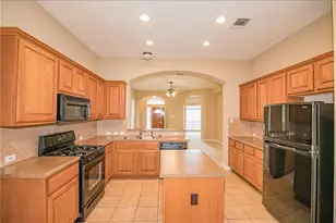 2108 Petrified Forest Dr, Austin, TX 78747 - Photo 7