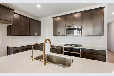 9801 Serene Bliss Lane, Buda, TX 78610 - Photo 11