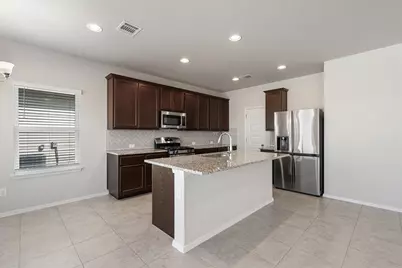 2711 Winding Creek Road, Kyle, TX 78640 - Photo 11