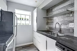 6903 Deatonhill Dr, Austin, TX 78745 - Photo 7