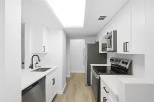 2500 Jones Rd, Austin, TX 78745 - Photo 21