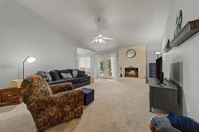 1407 Gatlinburg Drive, Pflugerville, TX 78660 - Photo 7