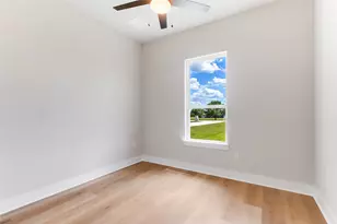 130 Draper Ln, Bertram, TX 78605 - Photo 9