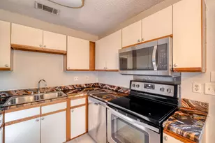 1015 E Yager Ln, Austin, TX 78753 - Photo 9