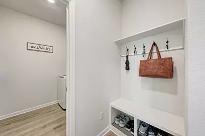 210 Mangold Drive, Hutto, TX 78634 - Photo 31