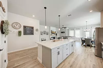 210 Mangold Drive, Hutto, TX 78634 - Photo 11