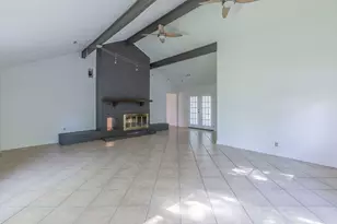 1905 Great Oaks Dr, Round Rock, TX 78681 - Photo 7