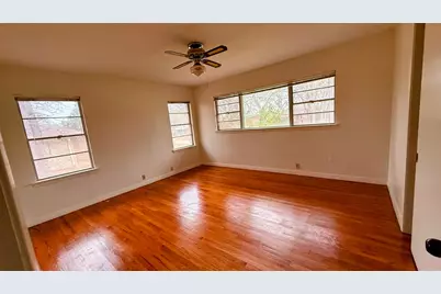 1912 Alcoa Avenue, Rockdale, TX 76567 - Photo 11